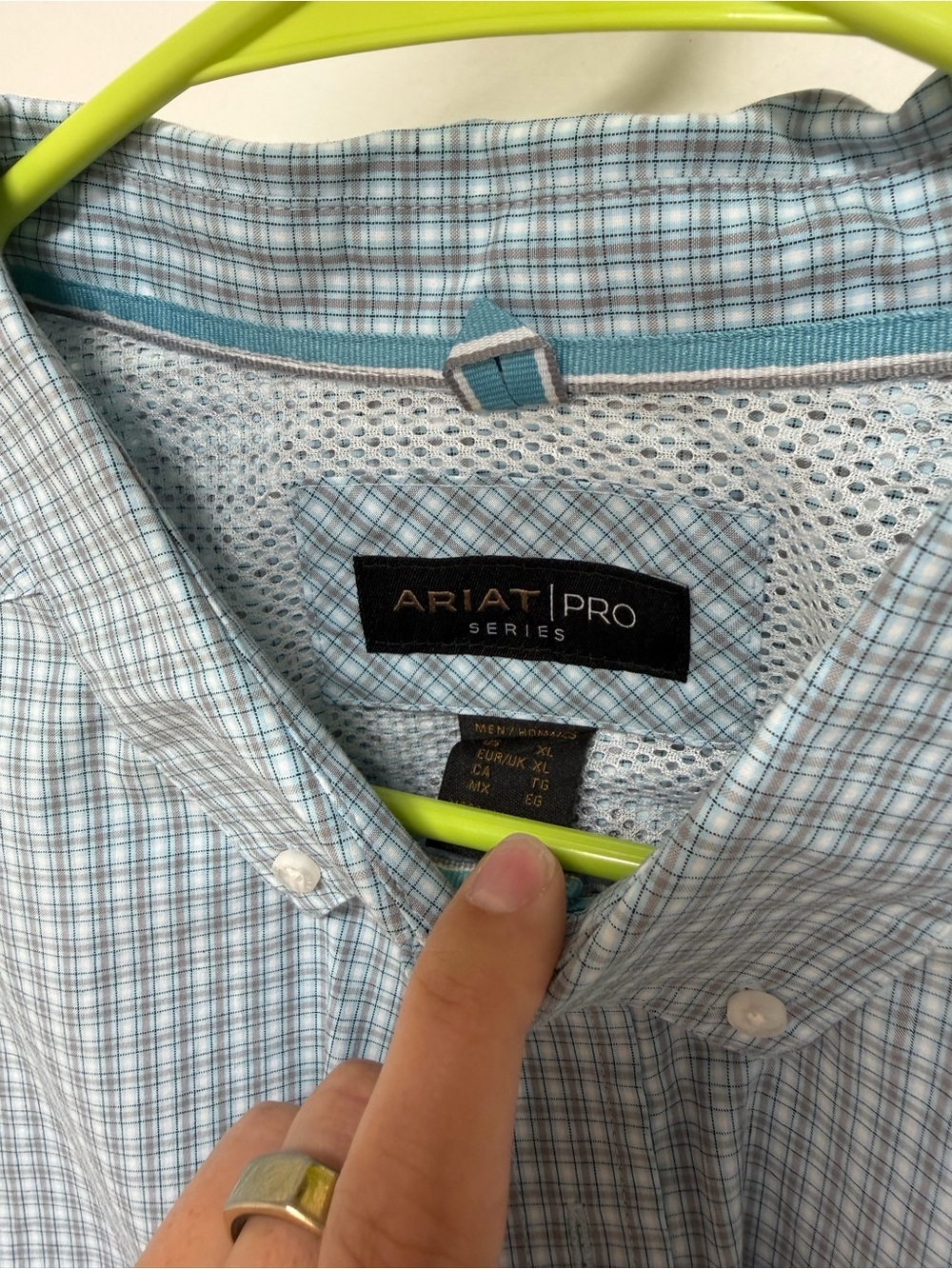 Men's Ariat button-Down Shirt - Picture 3 of 4